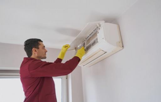 Créer une maison agréable et confortable : installer des ventilateurs de plafond pour la circulation de l'air